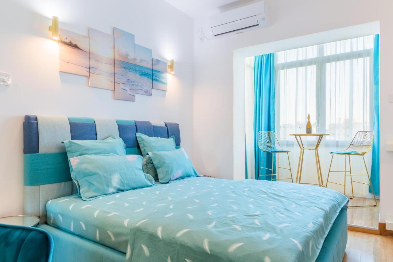 New Studio Carturesti - City Center Bukareszt Zewnętrze zdjęcie